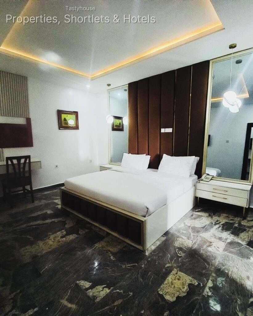 3js Hotels