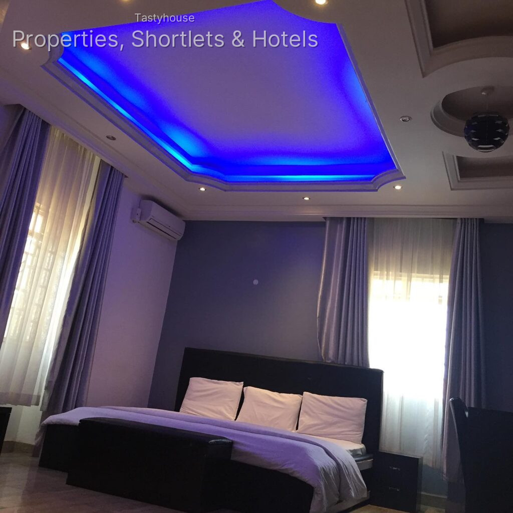 House X Hotel