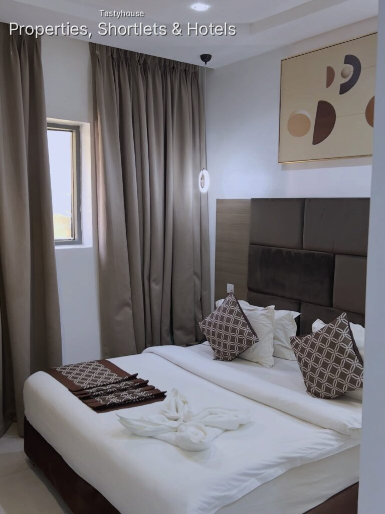 Eminent Classio Hotel &Suites