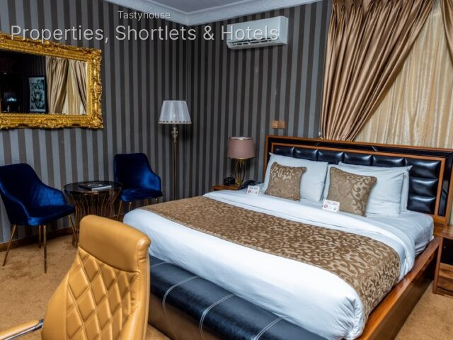 No.1 Hotel & lounge