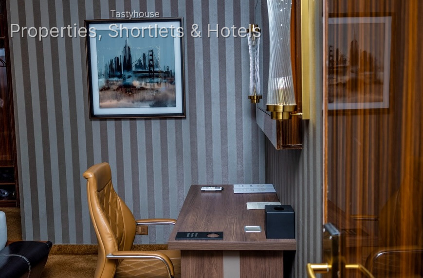 No.1 Hotel & lounge