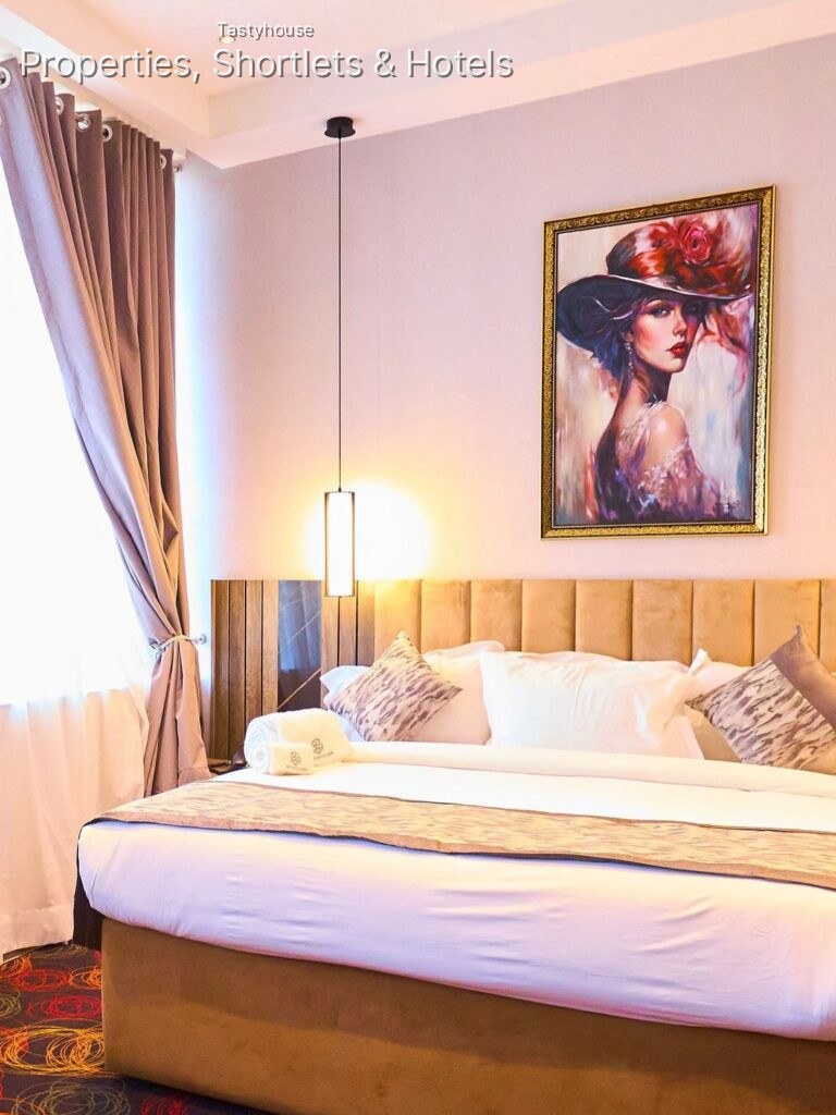 Bourdillon Hotels & Apartment