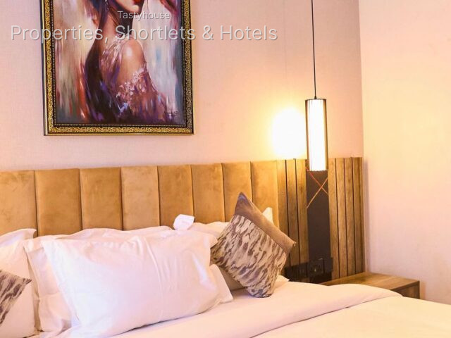 Bourdillon Hotels & Apartment