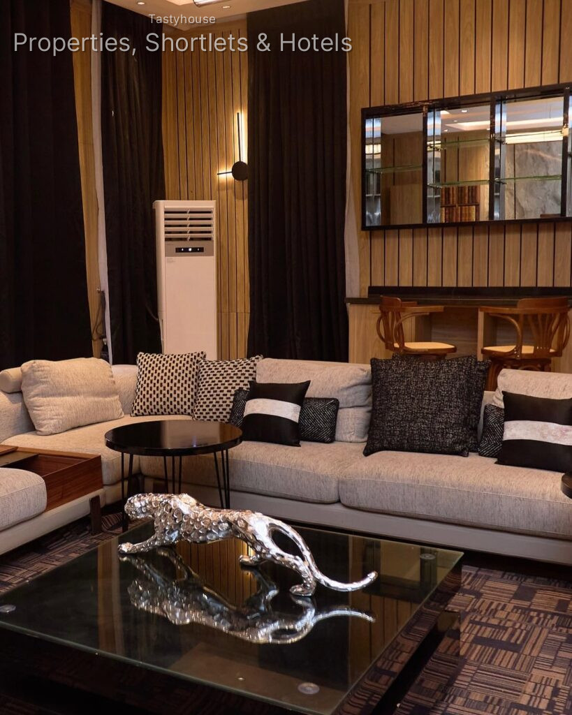 Bourdillon Hotels & Apartment