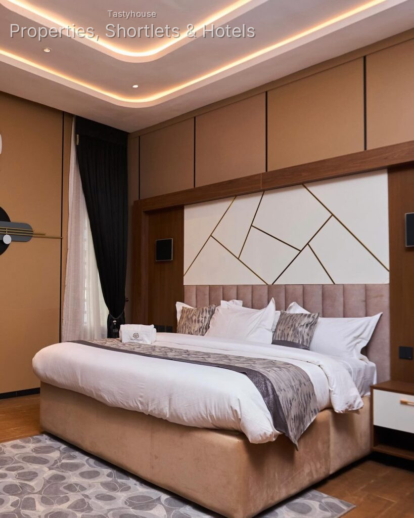 Bourdillon Hotels & Apartment