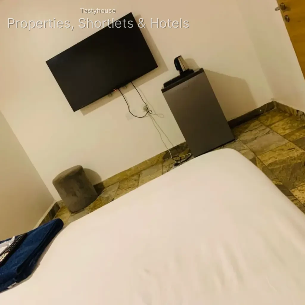 JS Place Hotel