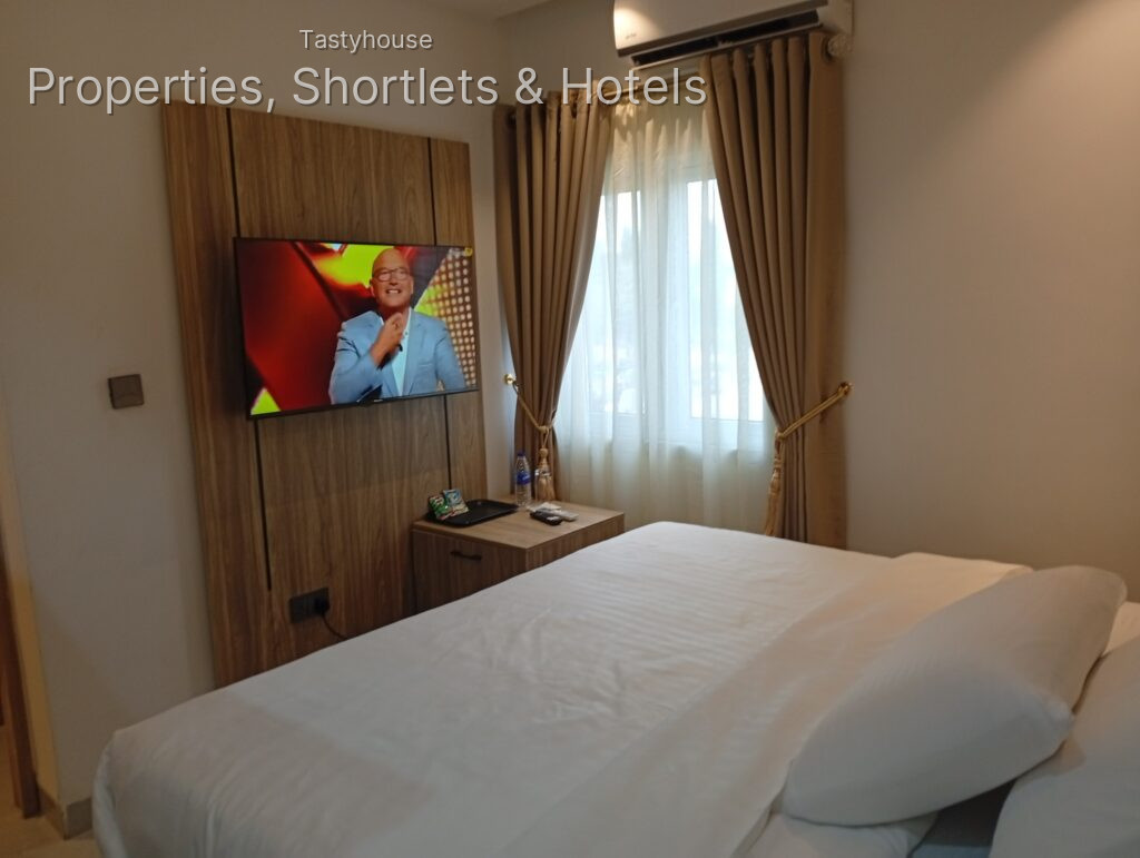 Calico Hotel And Suites