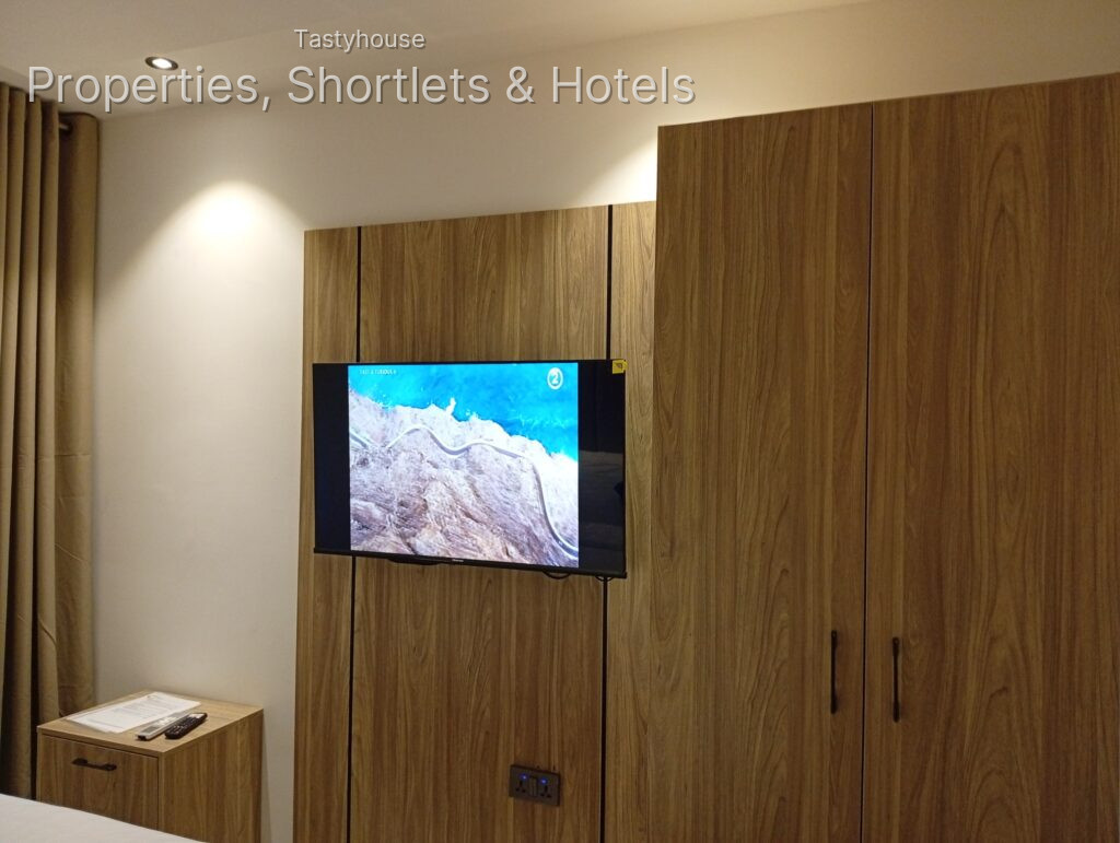 Calico Hotel And Suites