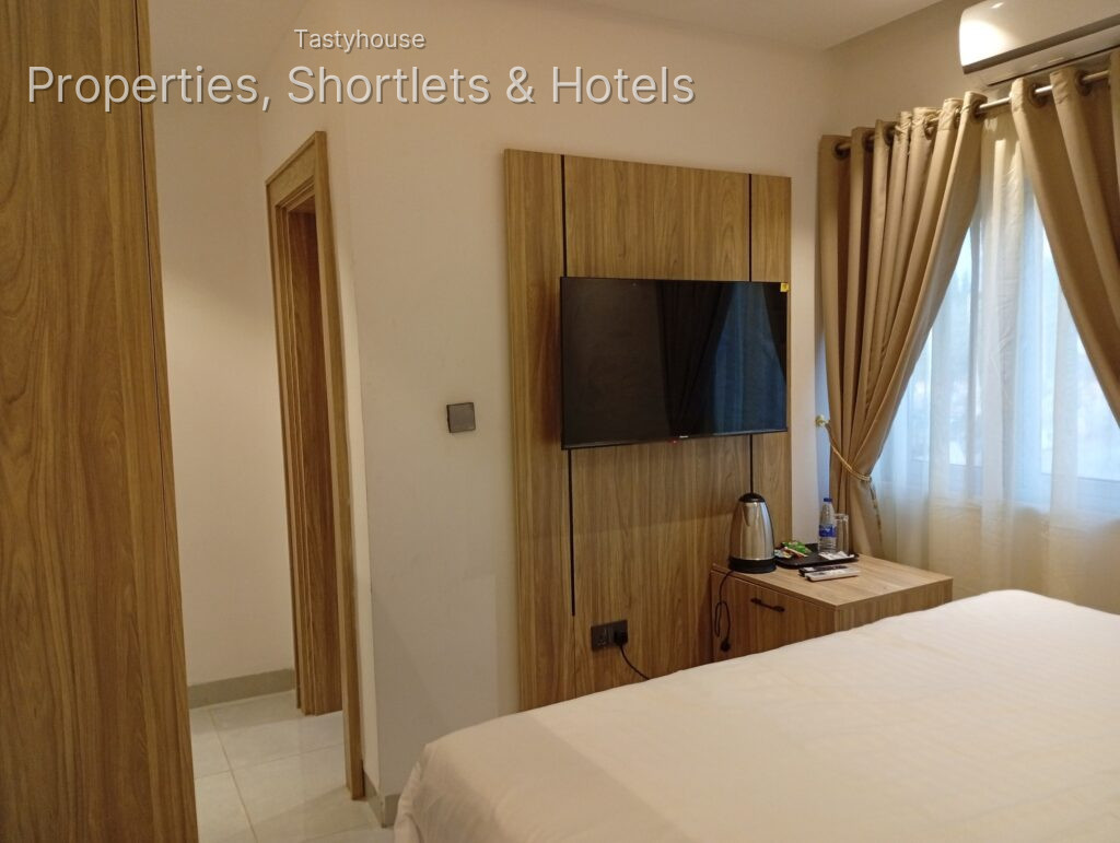 Calico Hotel And Suites