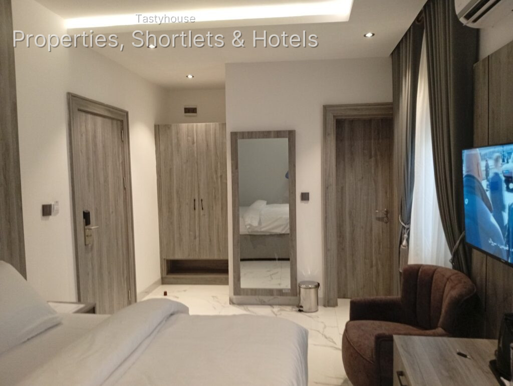 Calico Hotel And Suites