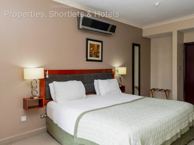 Hawthorn Suites Hotel
