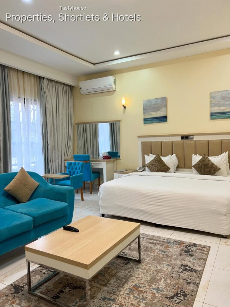 Hera Hotel