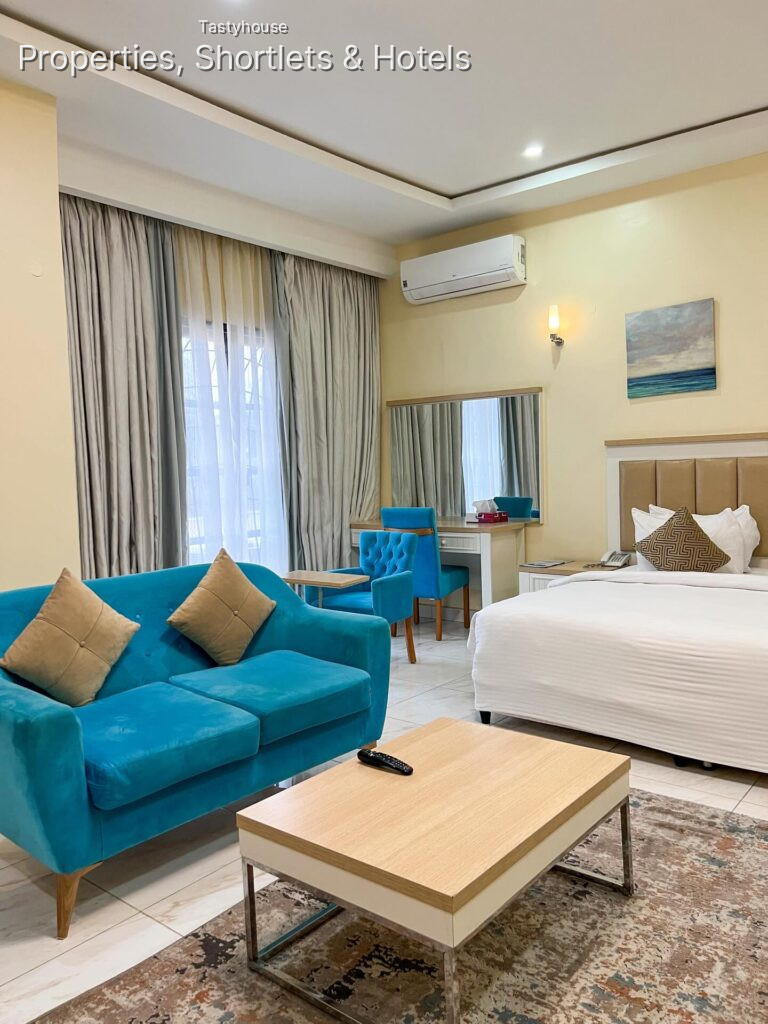 Hera Hotel