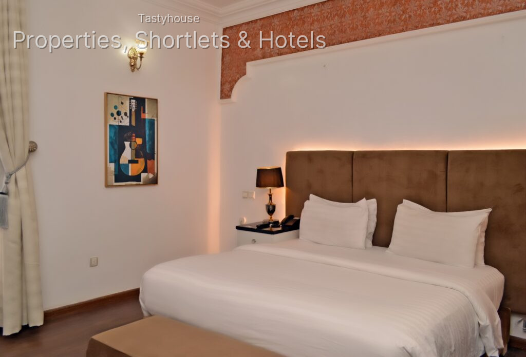 Sandralia Hotel