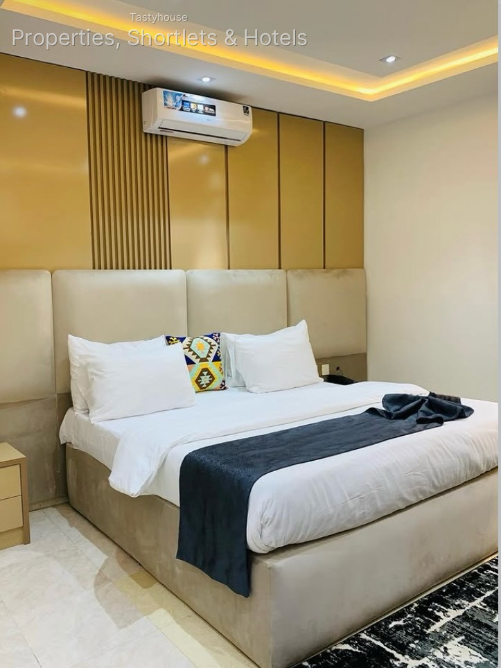 Executive Deluxe Hotel