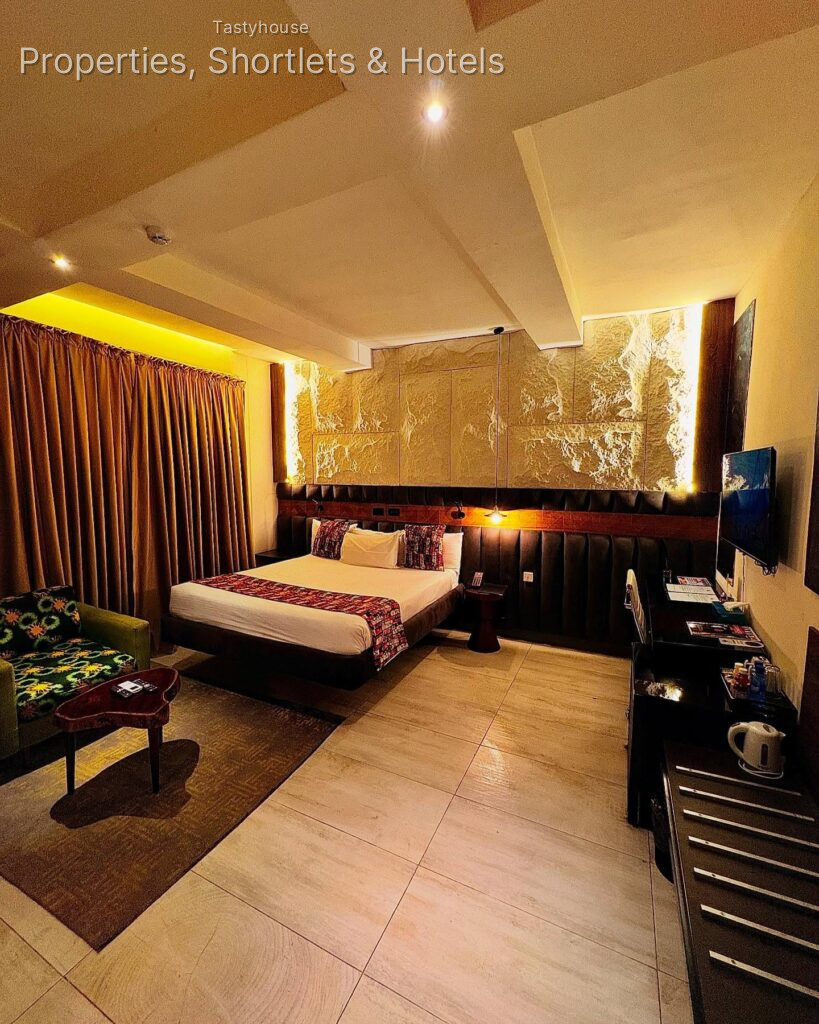Four Palms Residence