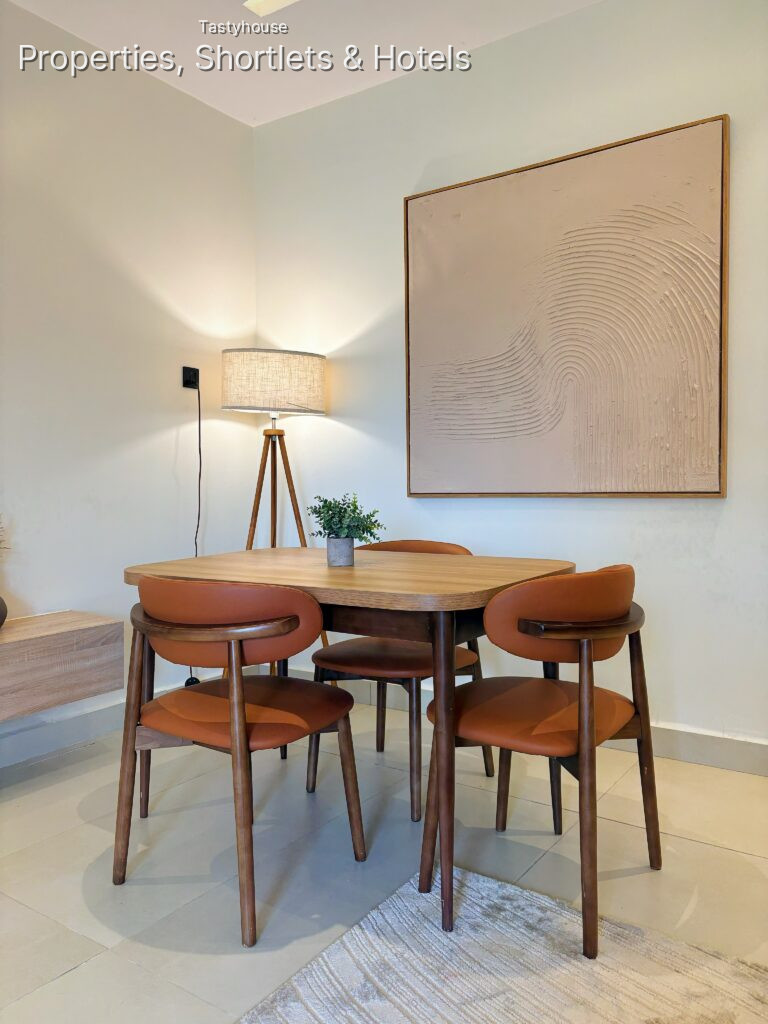 Cozycove Residence