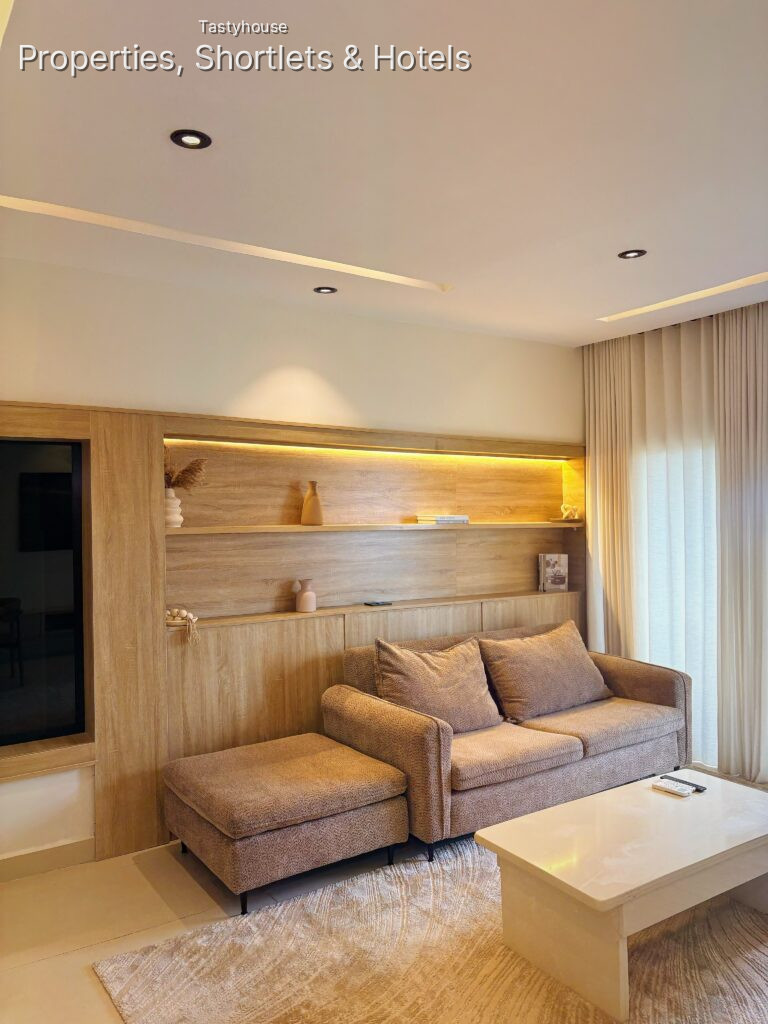 Cozycove Residence