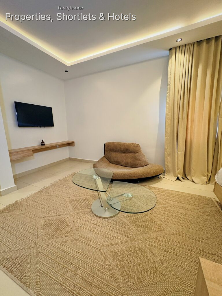 Cozycove Residence