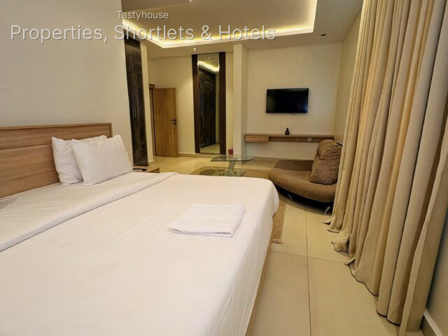 Cozycove Residence
