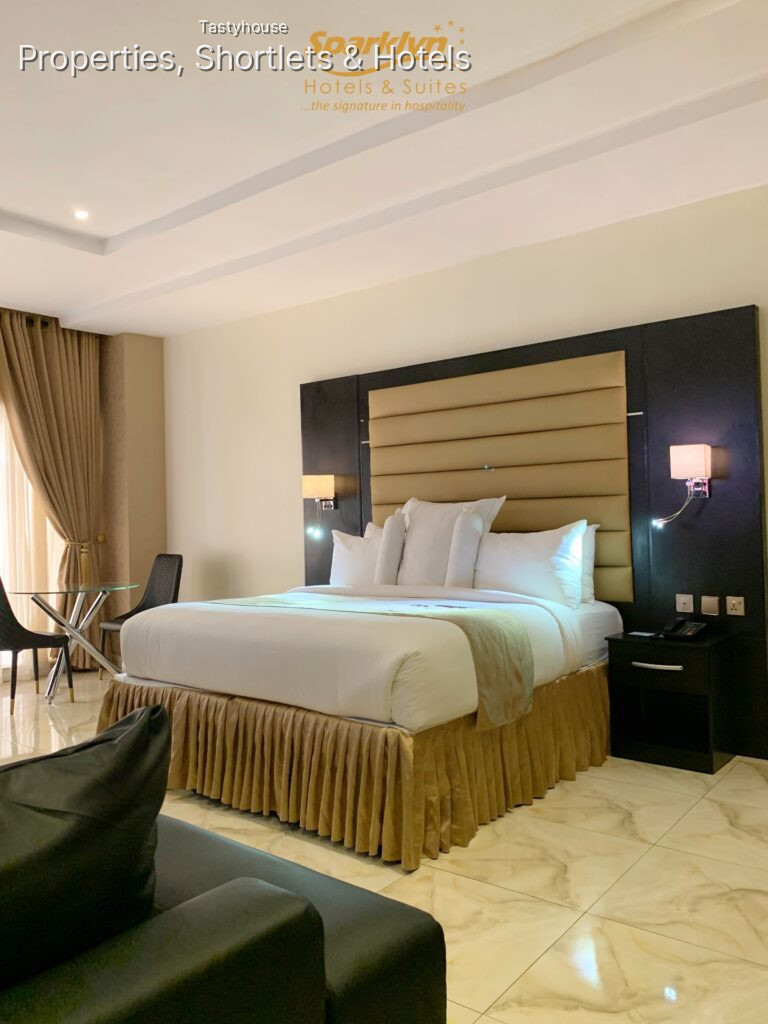 Sparklyn Hotels & Suites