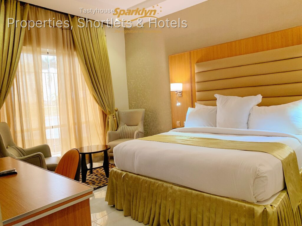Sparklyn Hotels & Suites
