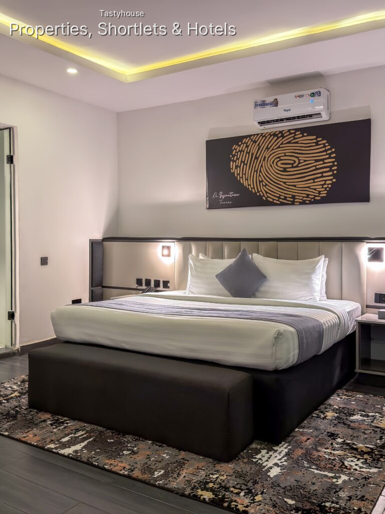 De signature tower & Suites