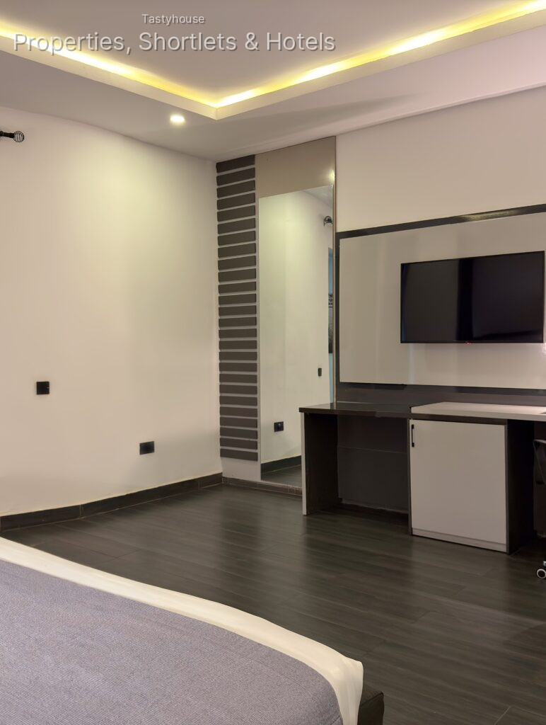 De signature tower & Suites