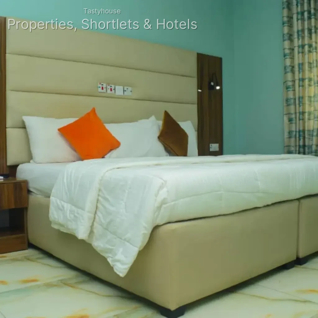 Waterfield Hotel