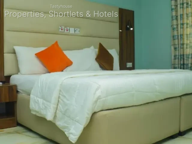Waterfield Hotel