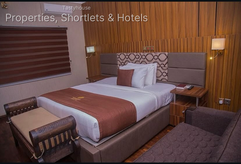Mahogany Hotel & Suite