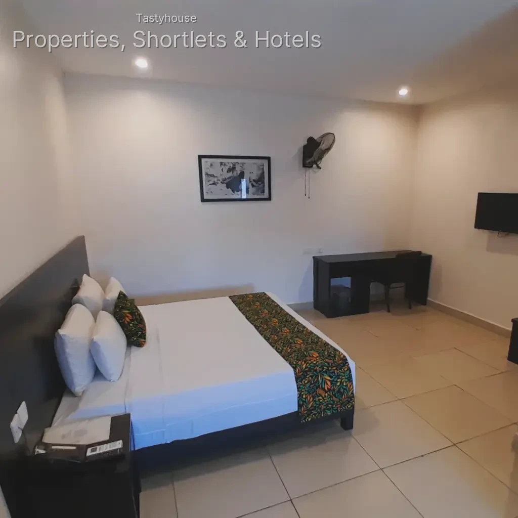 Adis Hotels