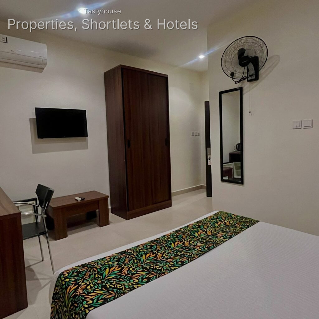 Adis Hotels