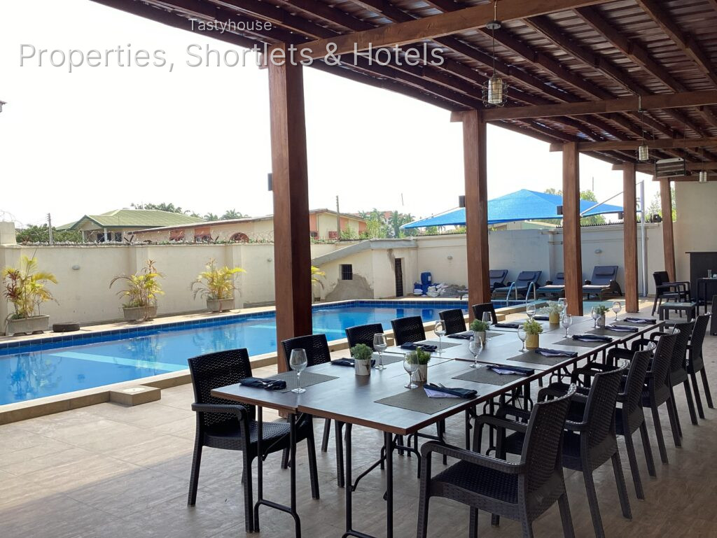 Adis Hotels