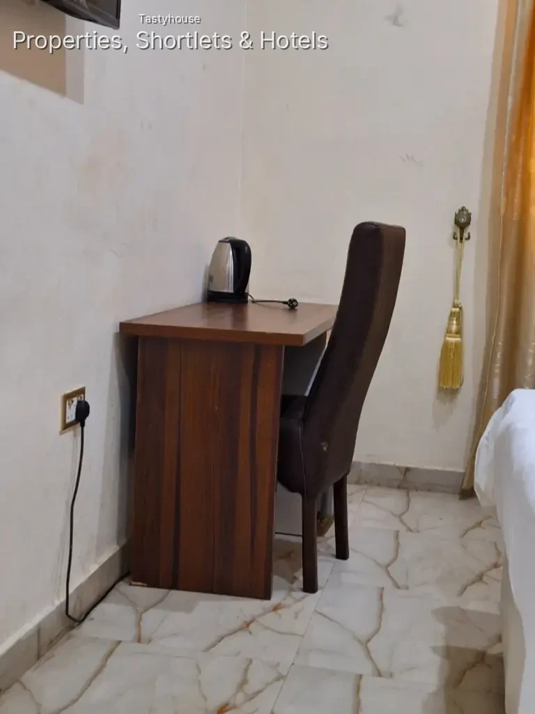 Rendezvous Hotel & Lounge