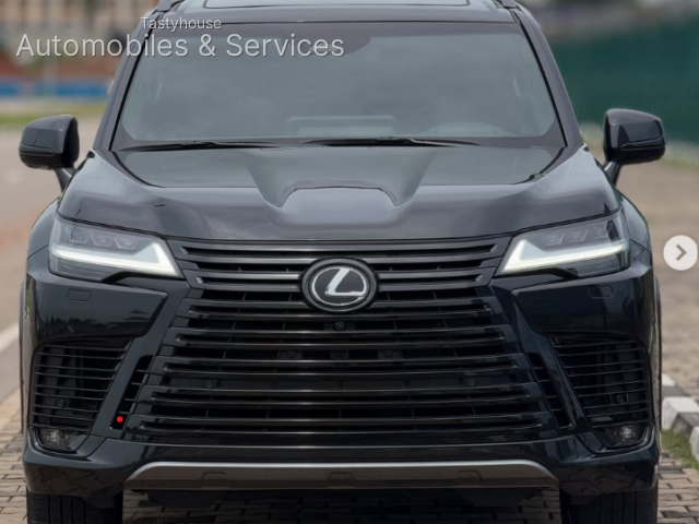 2025 Lexus LX700h 7-Seater Brand New