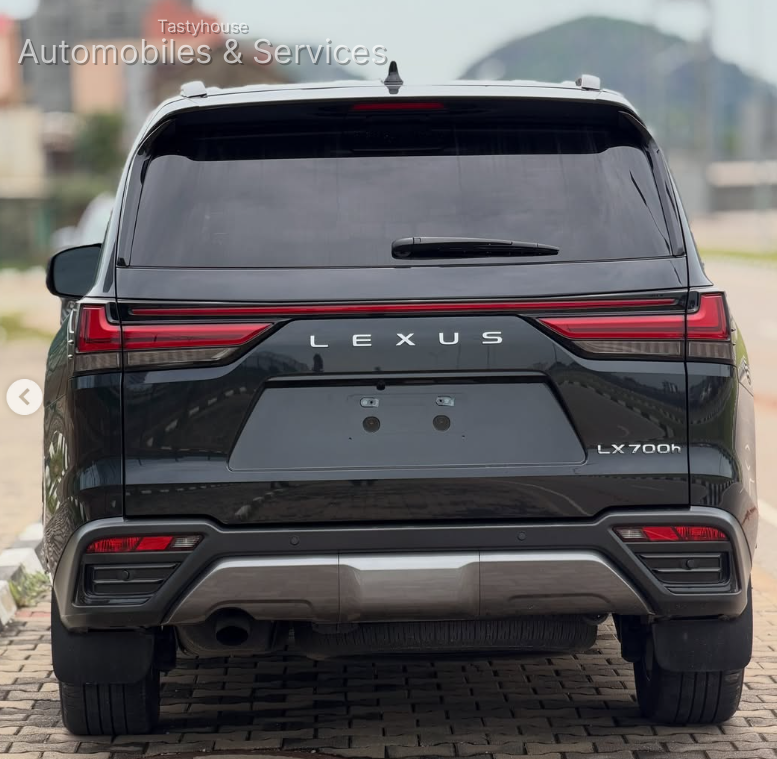2025 Lexus LX700h 7-Seater Brand New