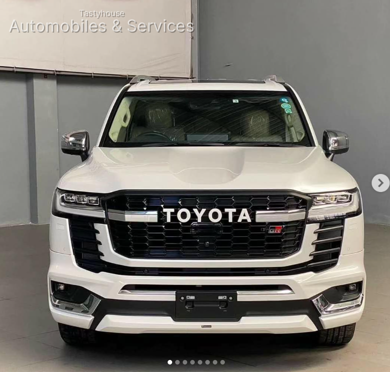 2023 Toyota Land Cruiser LC300