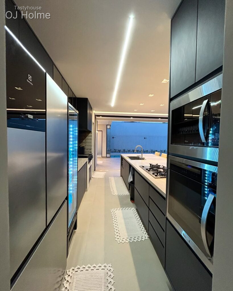 4 Bed Duplex