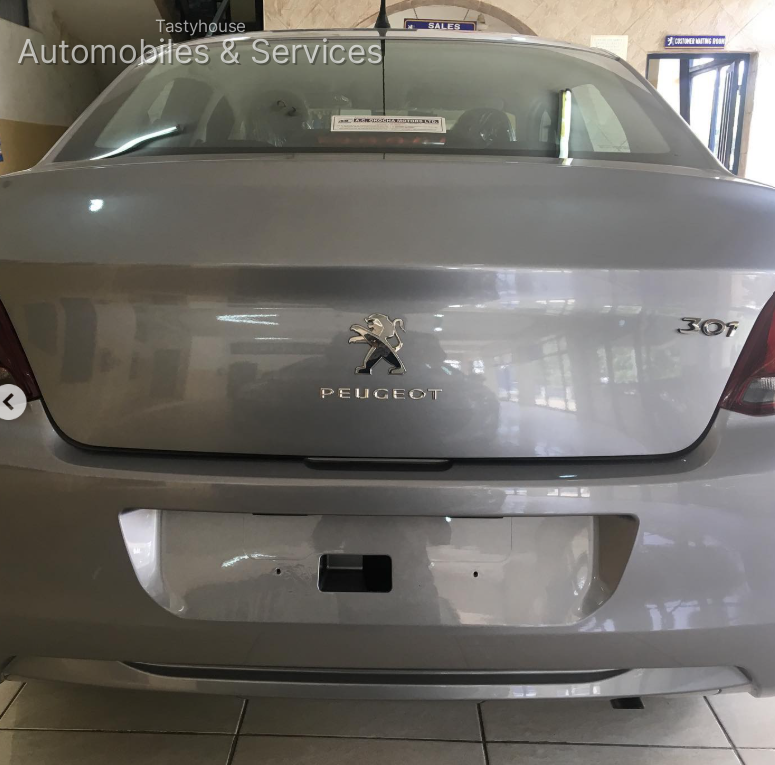Peugeot 301 Active