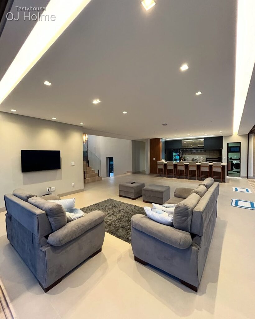 4 Bed Duplex