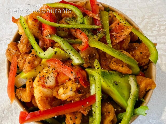 Prawn avocado salad