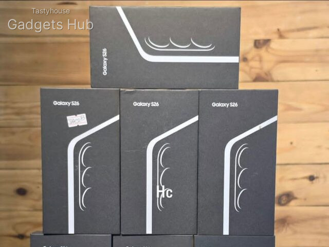 Brand New Samsung S26 Physical & Esim
