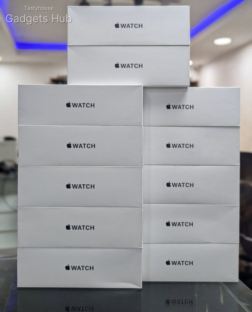 Brand new Apple watch (SE 2nd Gen)