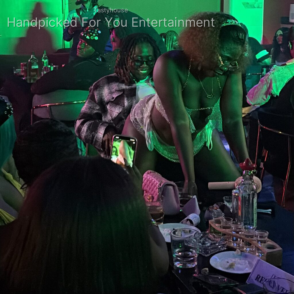 Neo Lounge