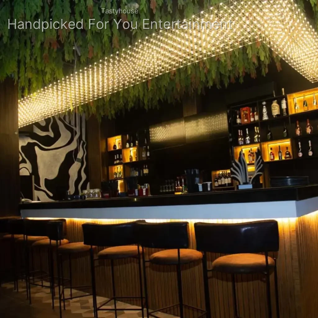 Suburb Lounge & Bar