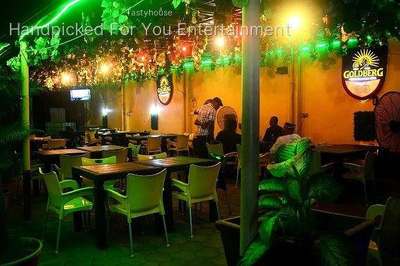Tonetz Bar & Lounge