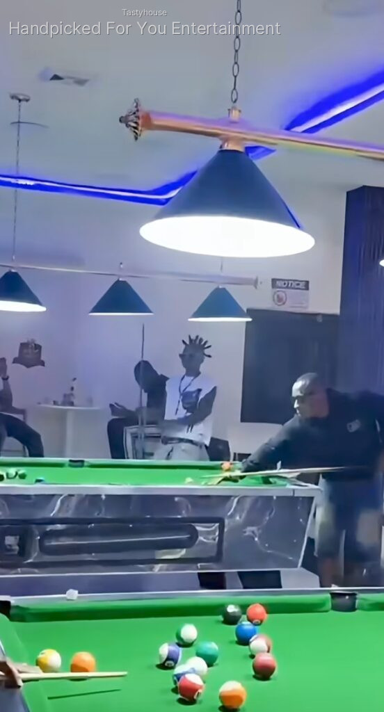 Ojay’s Billiard Bar & Lounge