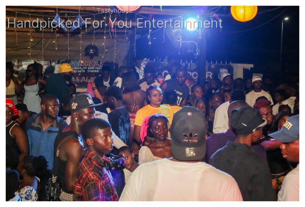 Eclipse Lounge