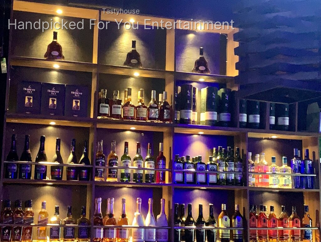 Avalanchelagos Restaurant Bar & Lounge
